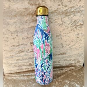 Lilly Pulitzer x S'well Bottle Jet Stream
